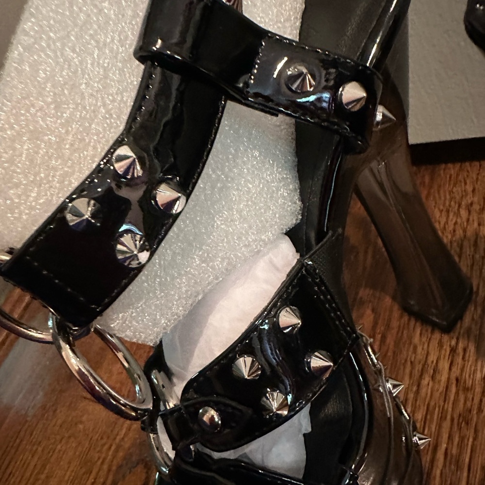 NWOB Dolls Kill / Widow Twisted Darkness Platform Heels size 7 - Picture 4 of 13